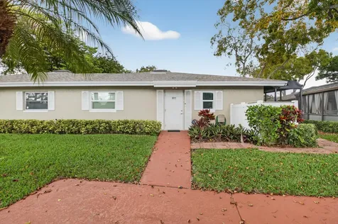 8977 Echo Lane Boca Raton FL 33496