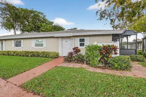 8977 Echo Lane Boca Raton FL 33496