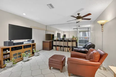 8977 Echo Lane Boca Raton FL 33496