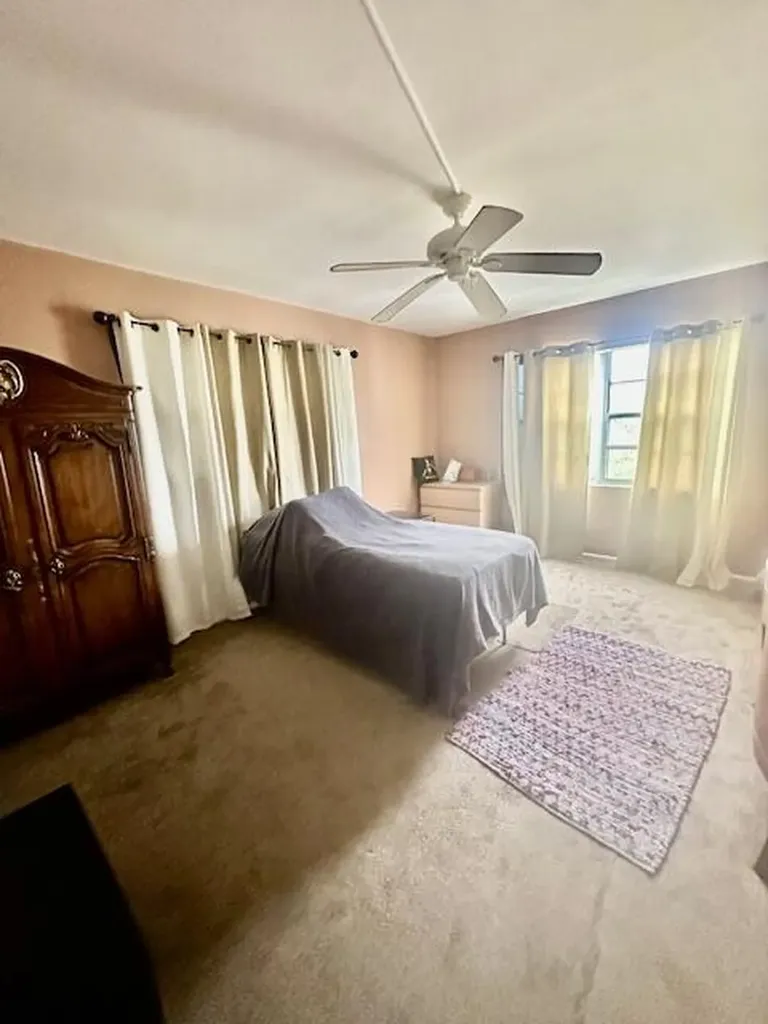 4037 Hythe C Boca Raton FL 33434