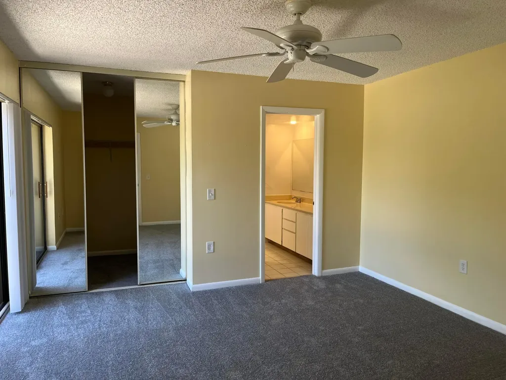 621 6th Way West Palm Beach FL 33407