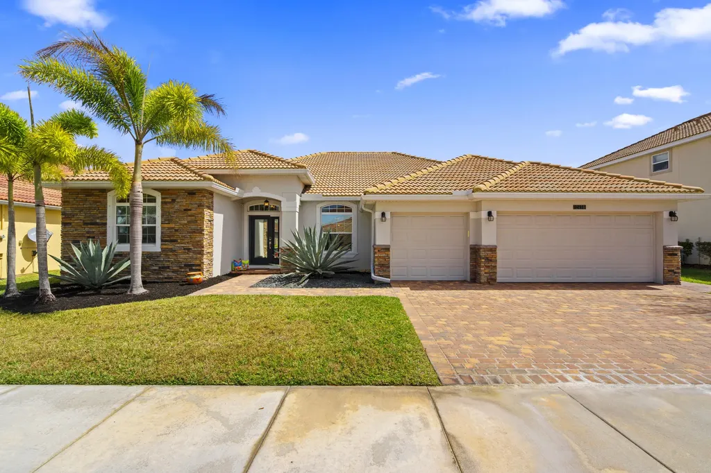 12150 SW Aventino Drive Port St Lucie FL 34987