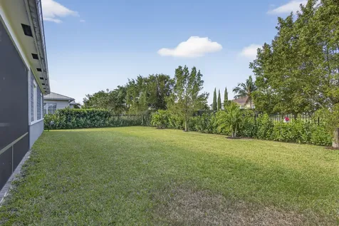 1109 Deer Haven Drive Loxahatchee FL 33470