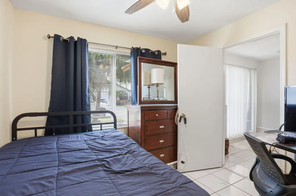 1387 Longarzo Place West Palm Beach FL 33415
