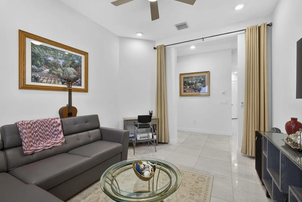 5492 St Armands Way Westlake FL 33470
