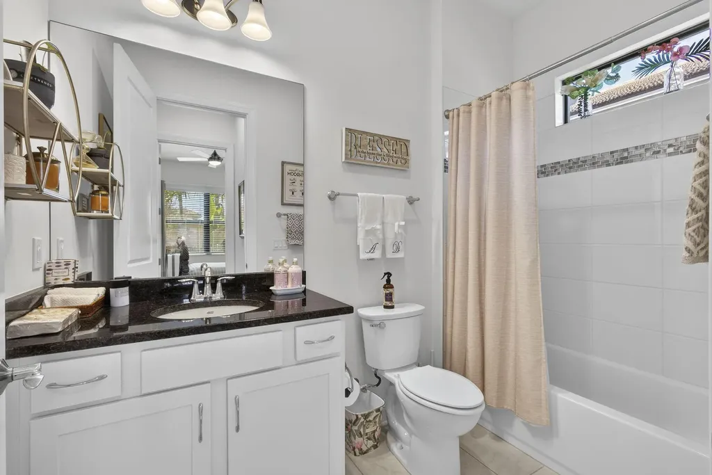 5492 St Armands Way Westlake FL 33470