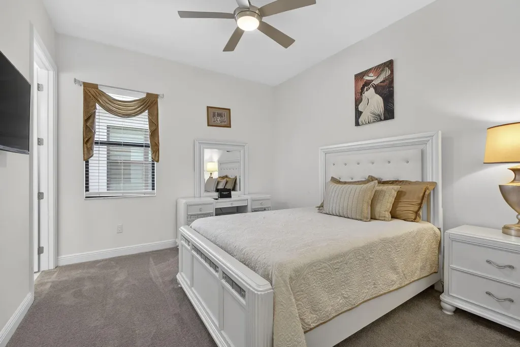 5492 St Armands Way Westlake FL 33470