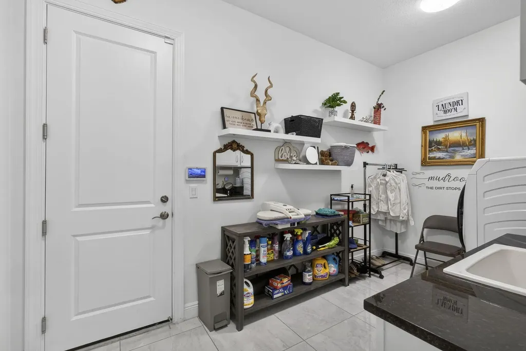 5492 St Armands Way Westlake FL 33470