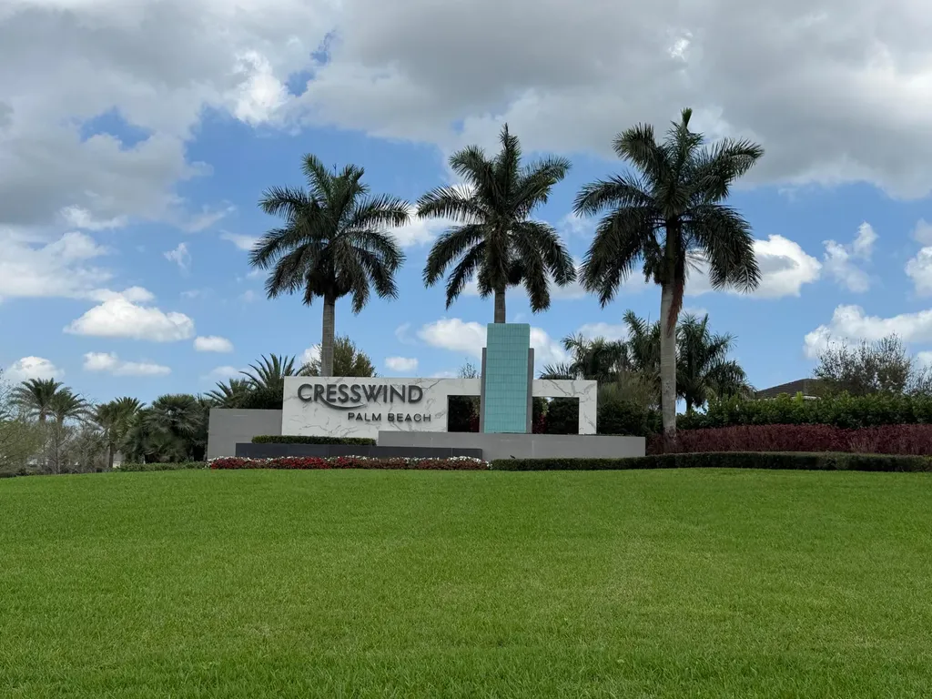 5492 St Armands Way Westlake FL 33470