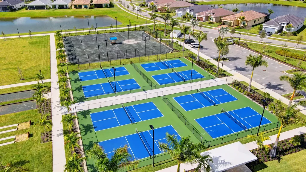 5492 St Armands Way Westlake FL 33470