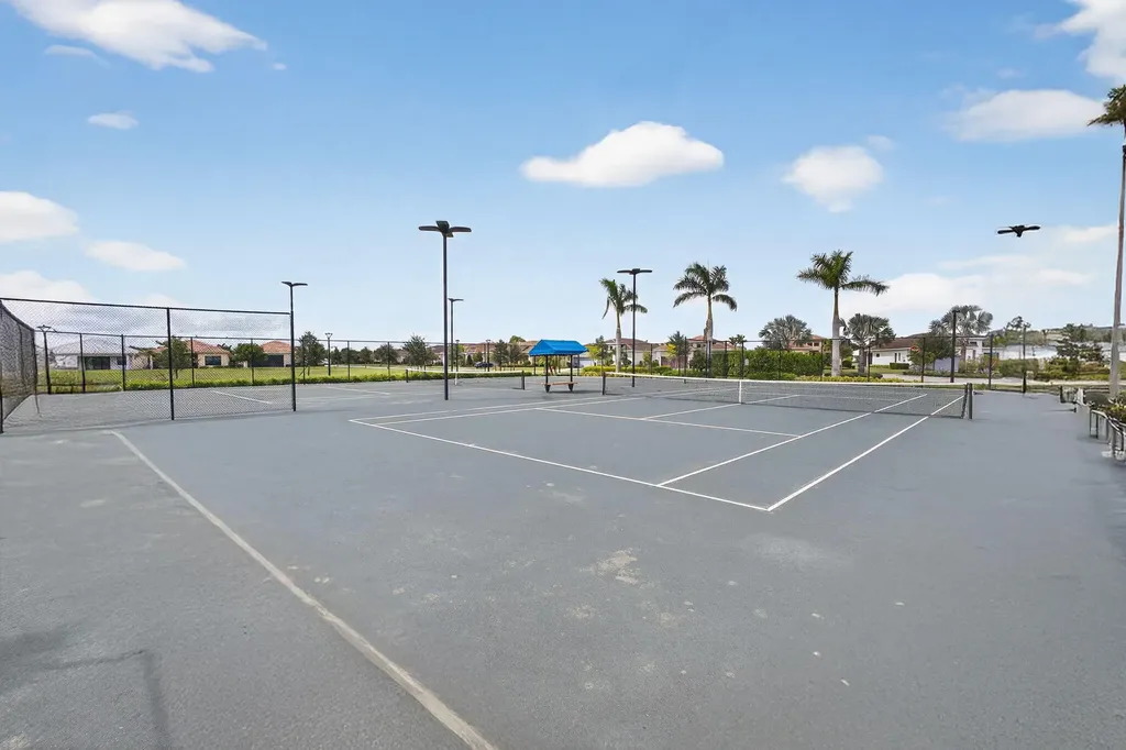 5492 St Armands Way Westlake FL 33470