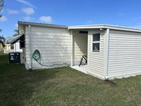8 Grande Camino Place Fort Pierce FL 34951