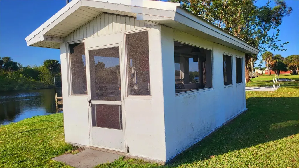 1339 Old Lakeport Road Moore Haven FL 33471