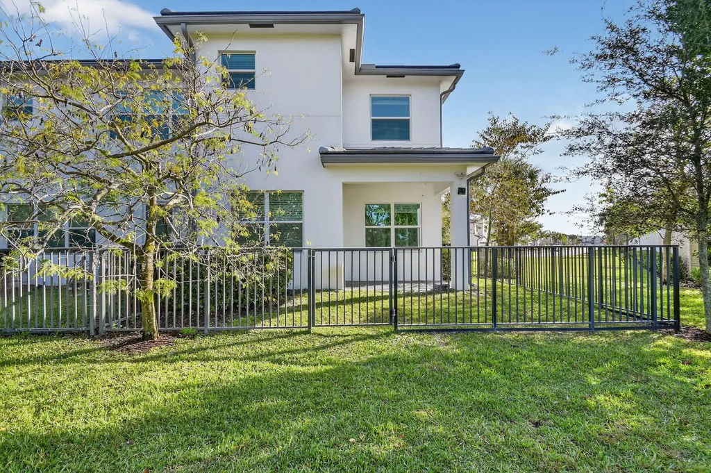 4839 Navali Drive Lake Worth FL 33467