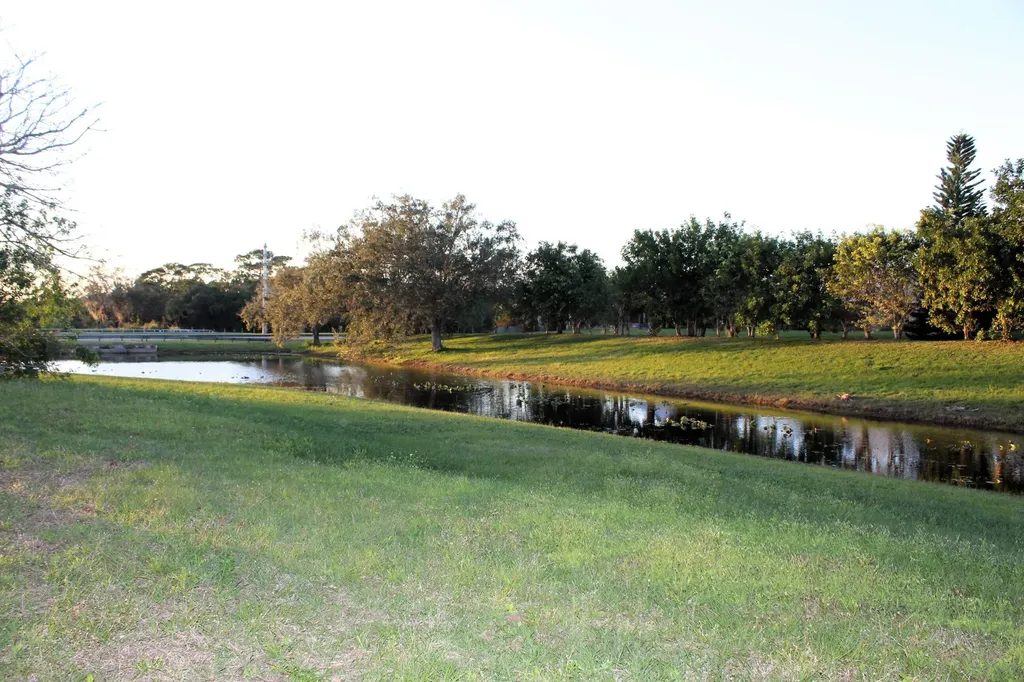 1618 SE Elkhart Terrace Port St Lucie FL 34952