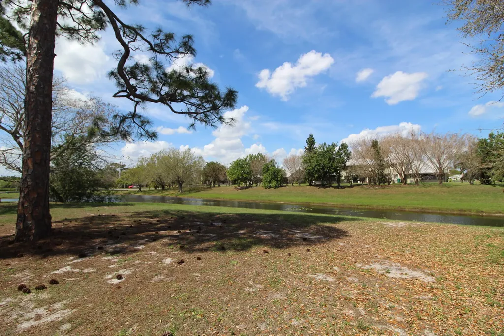1618 SE Elkhart Terrace Port St Lucie FL 34952