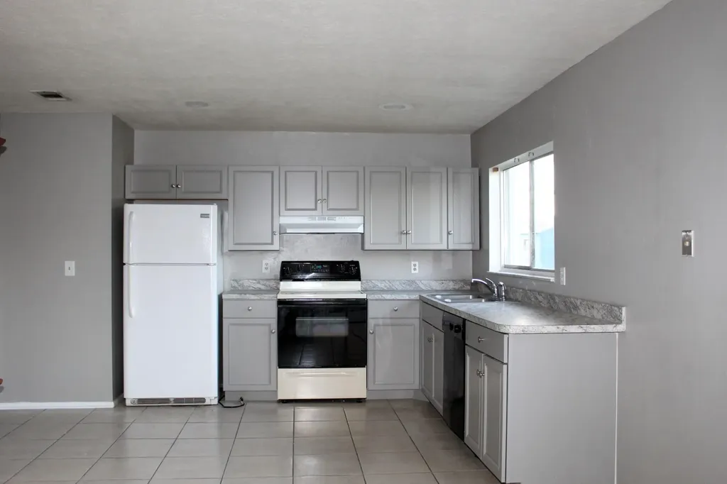 1618 SE Elkhart Terrace Port St Lucie FL 34952