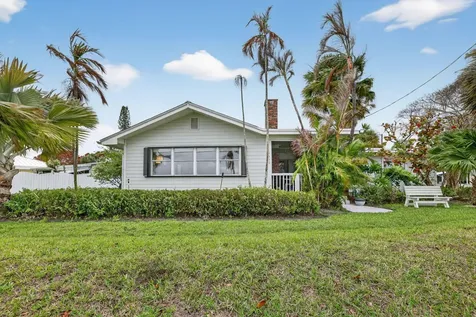4490 NE Indian River Drive Jensen Beach FL 34957