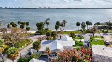 4490 NE Indian River Drive Jensen Beach FL 34957
