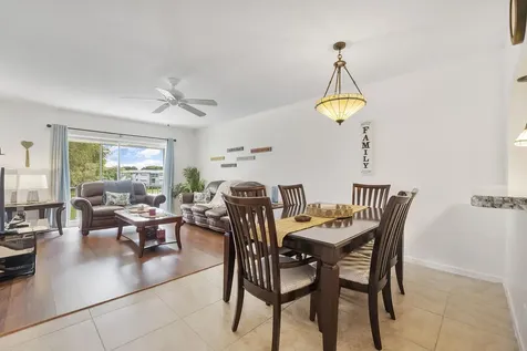5200 Washington Street Hollywood FL 33021