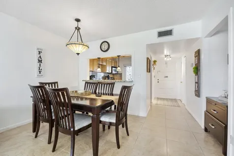 5200 Washington Street Hollywood FL 33021