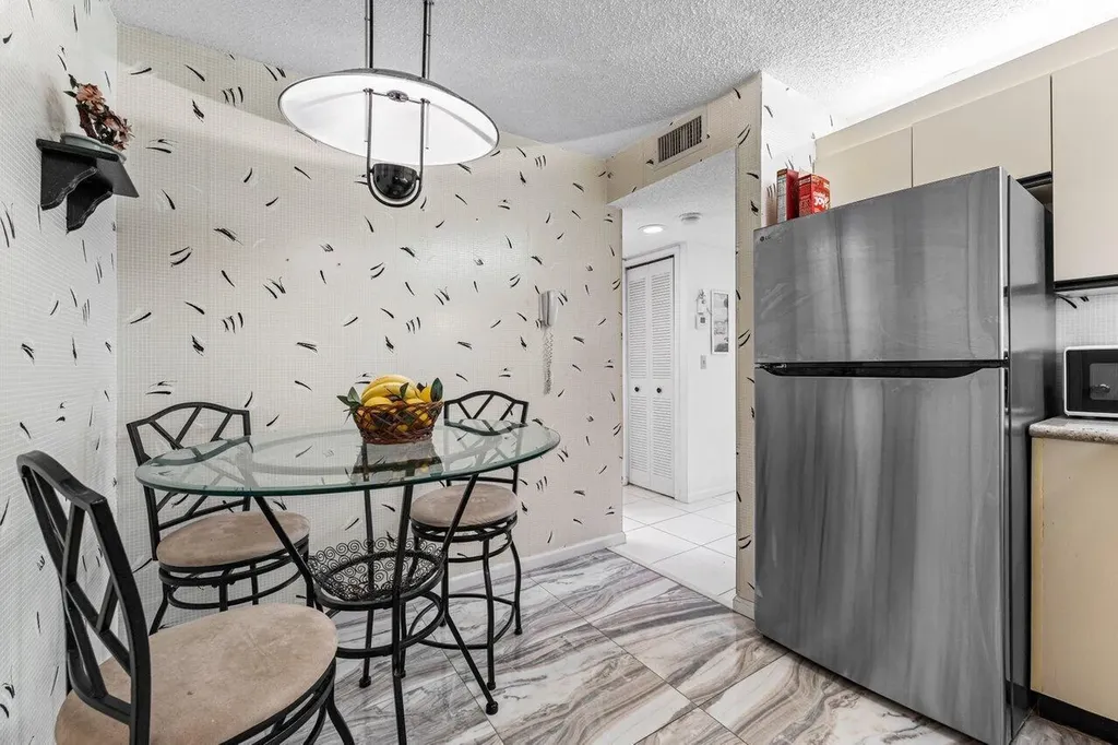 10 Via De Casas Sur Boynton Beach FL 33426
