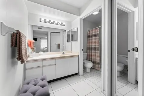 10 Via De Casas Sur Boynton Beach FL 33426