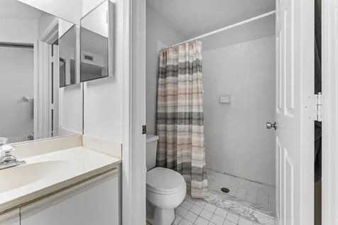 10 Via De Casas Sur Boynton Beach FL 33426