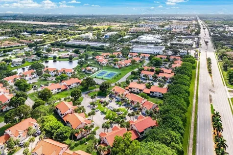 10 Via De Casas Sur Boynton Beach FL 33426