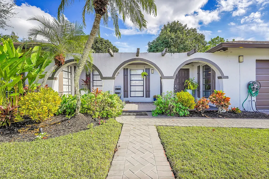 1618 The 12th Fairway Wellington FL 33414