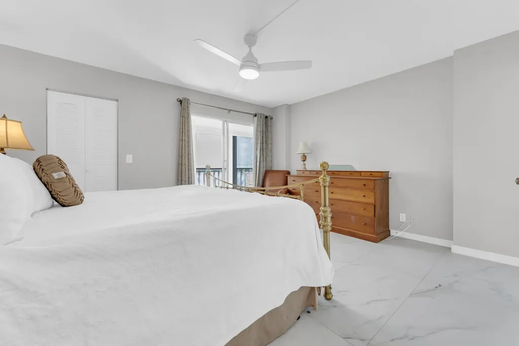 7192 Huntington Lane Delray Beach FL 33446