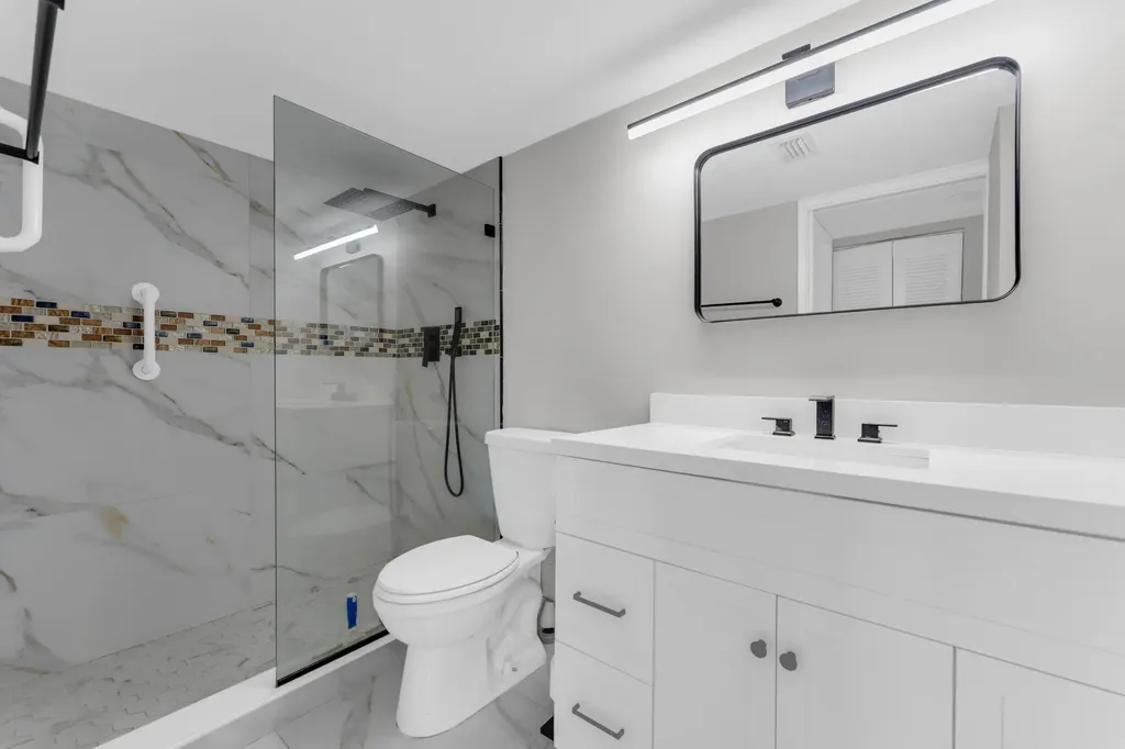 7192 Huntington Lane Delray Beach FL 33446