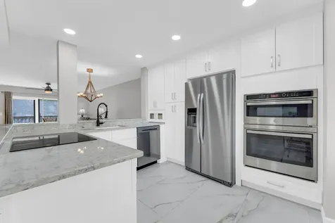 7192 Huntington Lane Delray Beach FL 33446