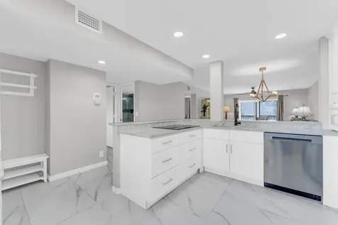 7192 Huntington Lane Delray Beach FL 33446