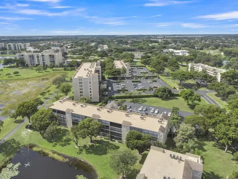 7192 Huntington Lane Delray Beach FL 33446