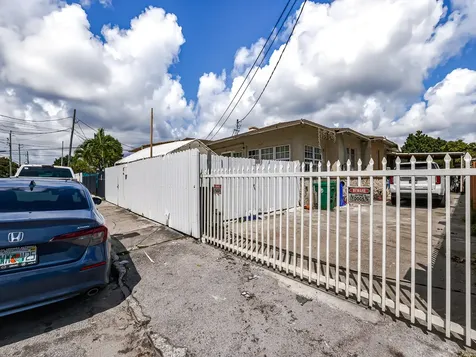 1757 NW 1st Street Miami FL 33125