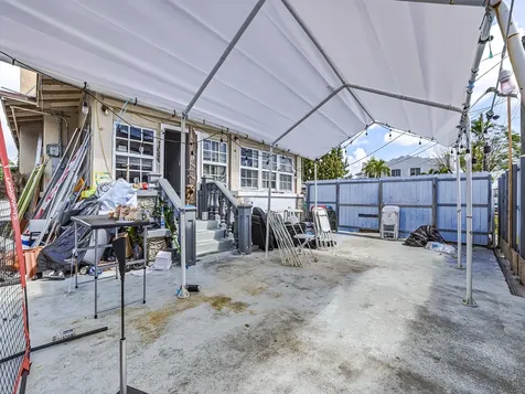 1757 NW 1st Street Miami FL 33125