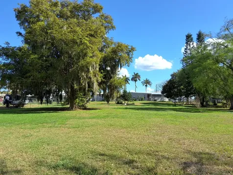 1221 Bacom Point Road Pahokee FL 33476
