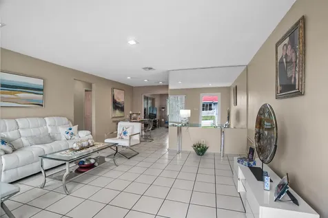 4708 NW 49th Drive Tamarac FL 33319