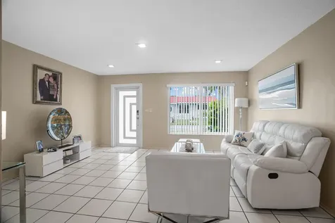 4708 NW 49th Drive Tamarac FL 33319