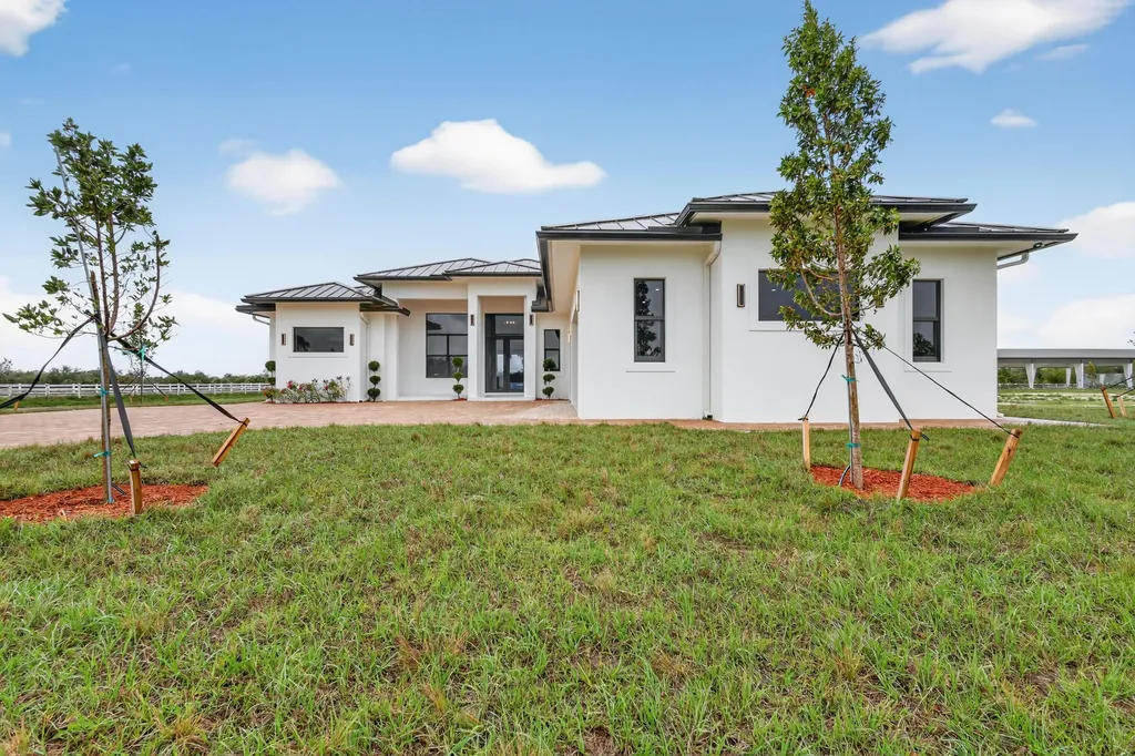 3644 Frog Hollow Loxahatchee FL 33470