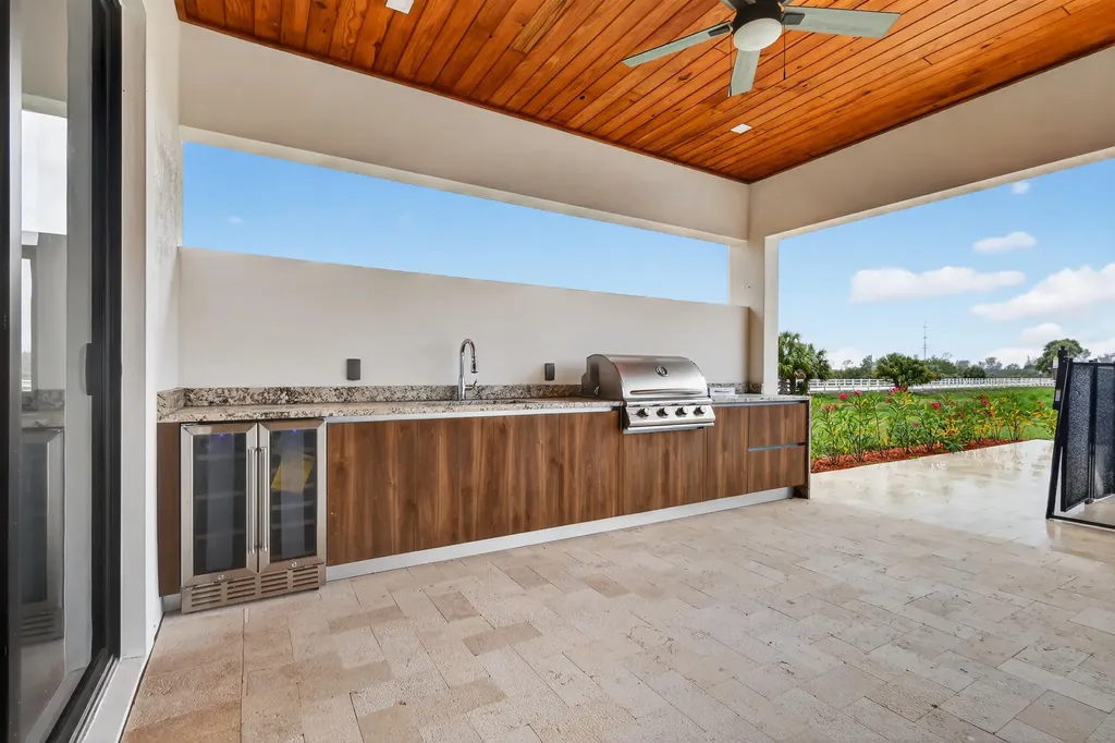 3644 Frog Hollow Loxahatchee FL 33470