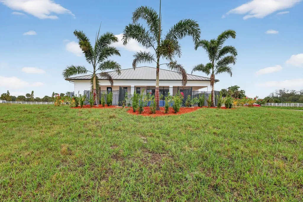 3644 Frog Hollow Loxahatchee FL 33470