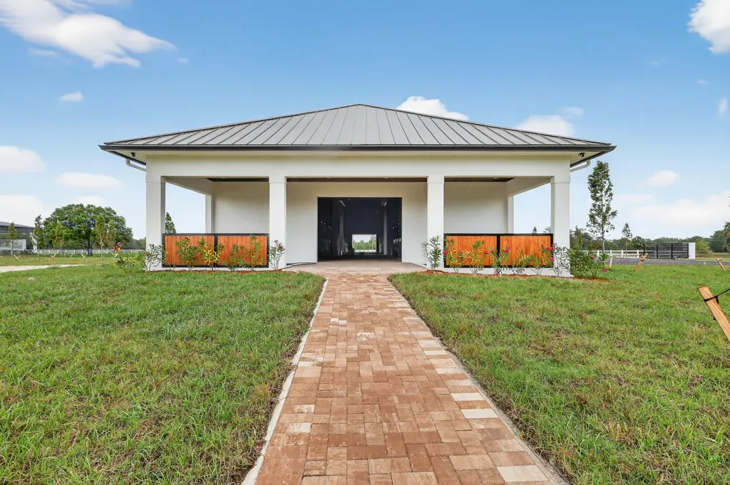 3644 Frog Hollow Loxahatchee FL 33470