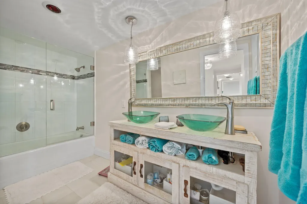 3475 S Ocean Boulevard S Palm Beach FL 33480