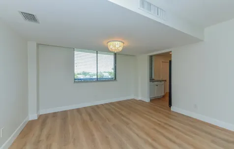 1605 S Us Highway 1 Jupiter FL 33477