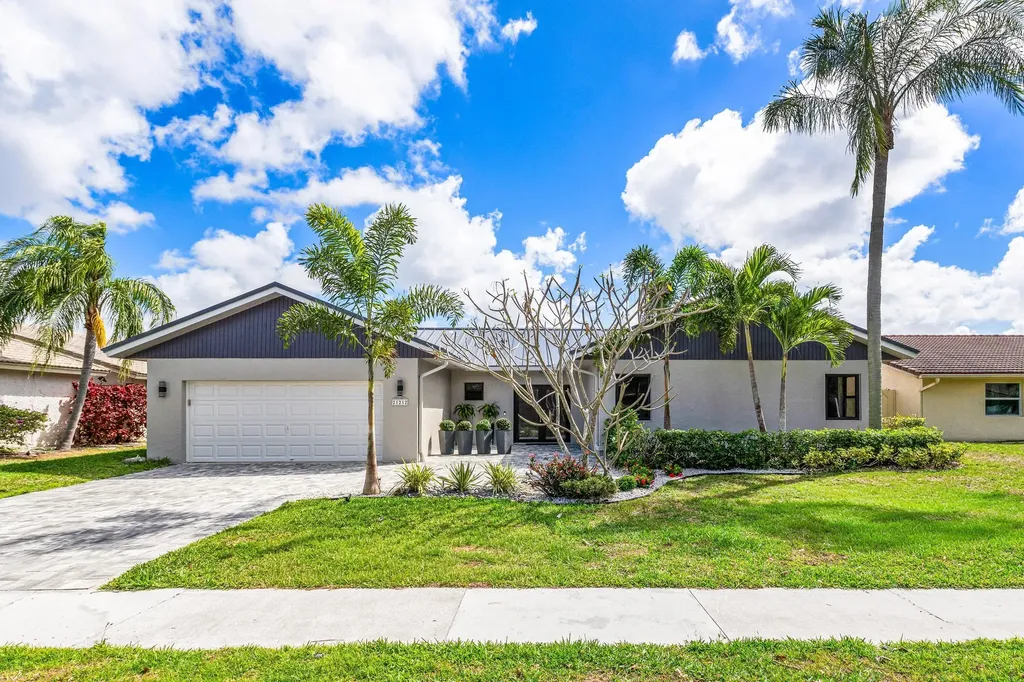 21212 Escondido Way Boca Raton FL 33433