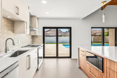 21212 Escondido Way Boca Raton FL 33433