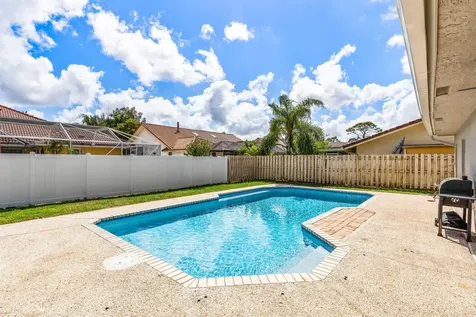 21212 Escondido Way Boca Raton FL 33433