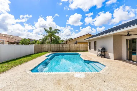 21212 Escondido Way Boca Raton FL 33433